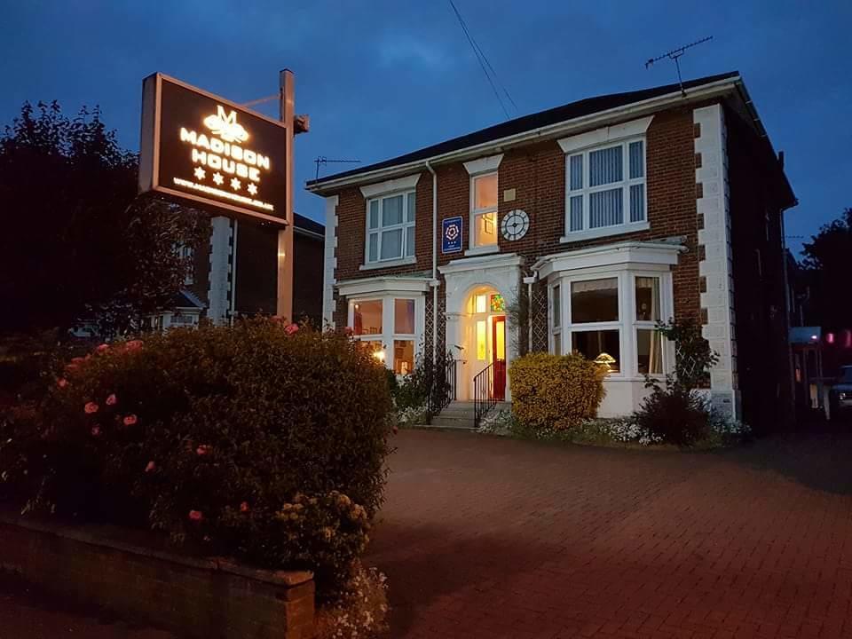 Madison House Bed and Breakfast Southampton Exteriör bild